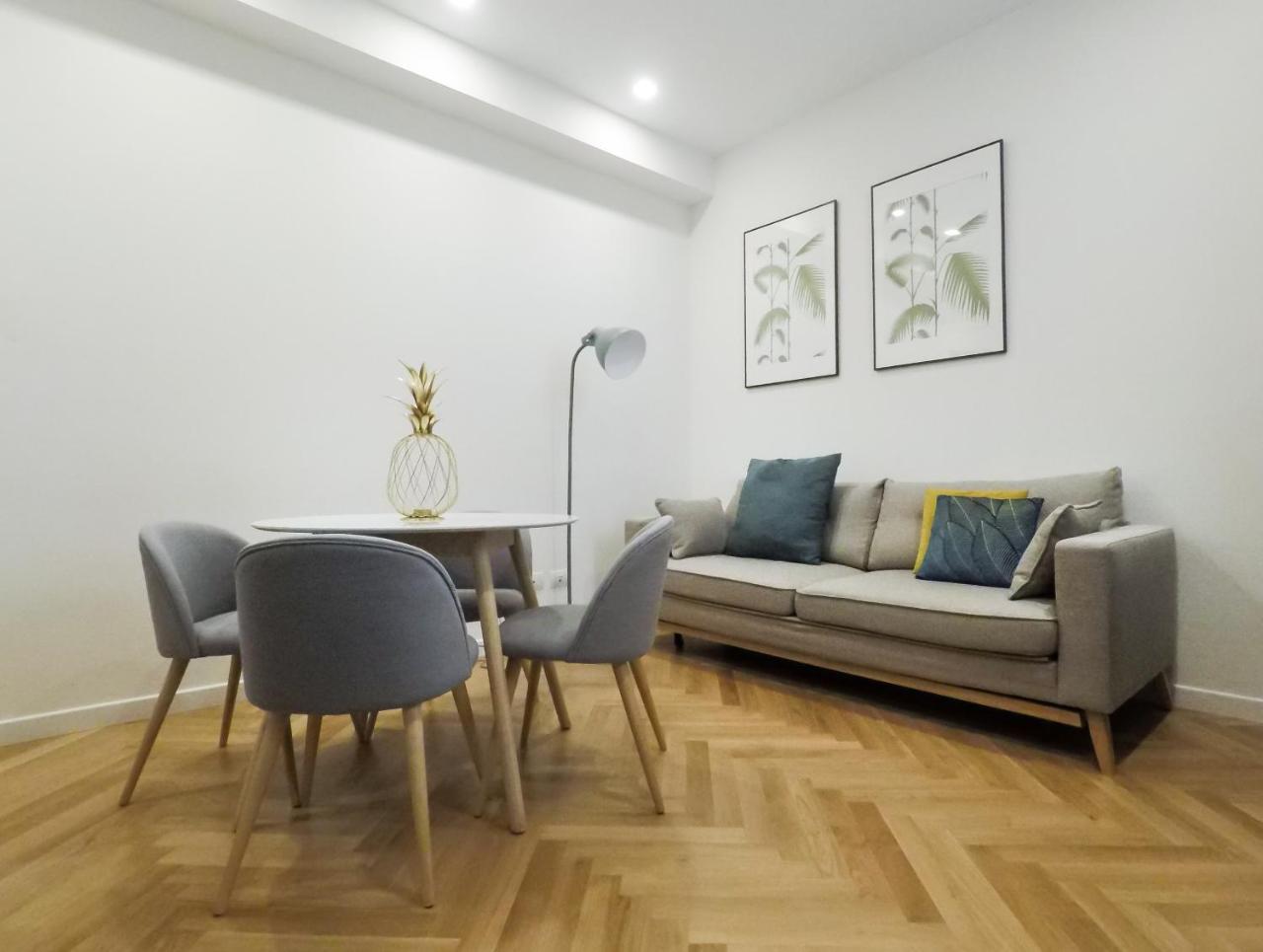 Serendipity Apartments - Duomo Милано Екстериор снимка