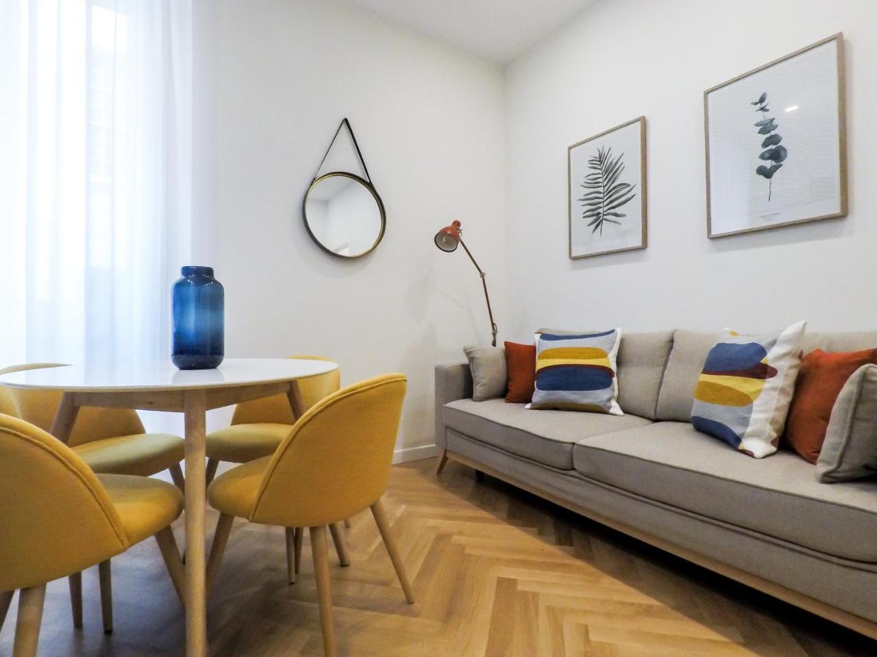Serendipity Apartments - Duomo Милано Екстериор снимка