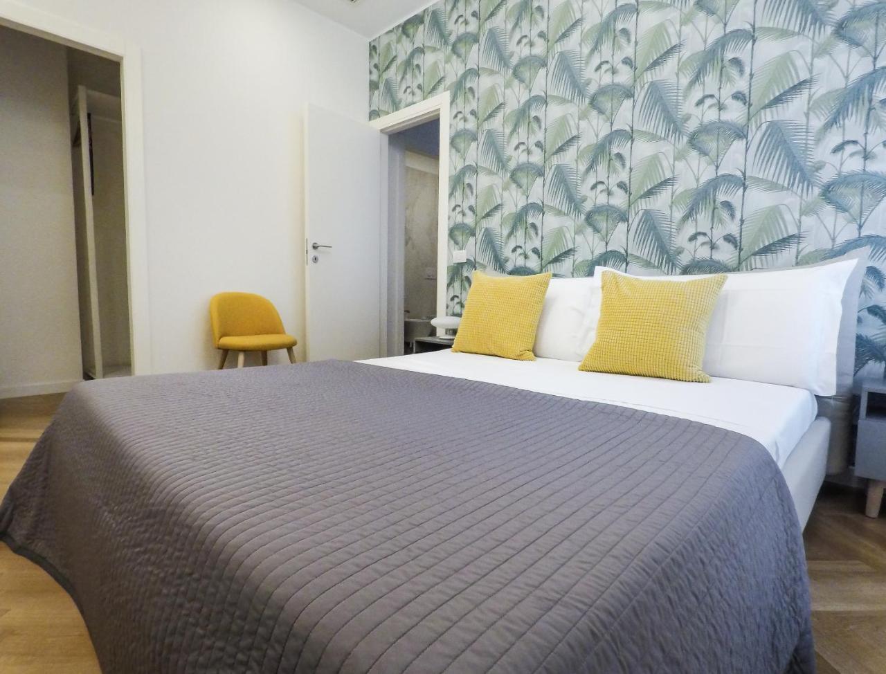 Serendipity Apartments - Duomo Милано Екстериор снимка